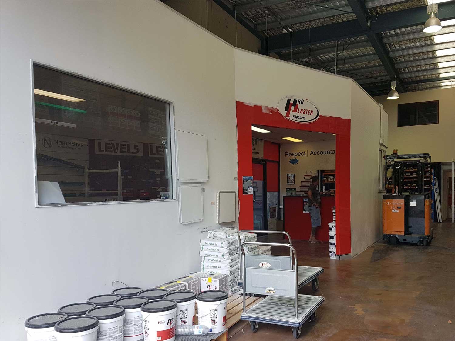 Helensvale Store Page